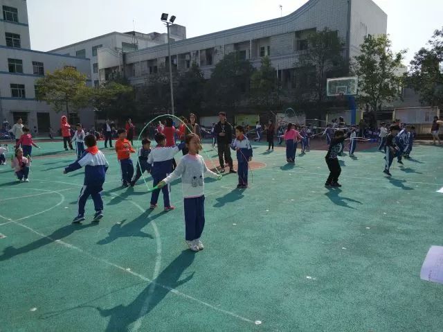 跳绳比赛的精彩瞬间回忆