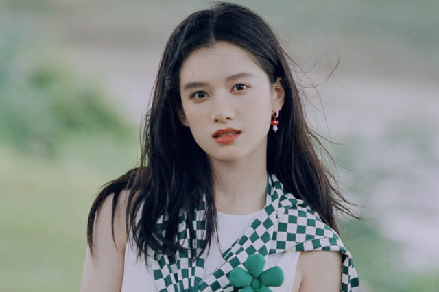 女演员郑楠，星光璀璨下的全面探析