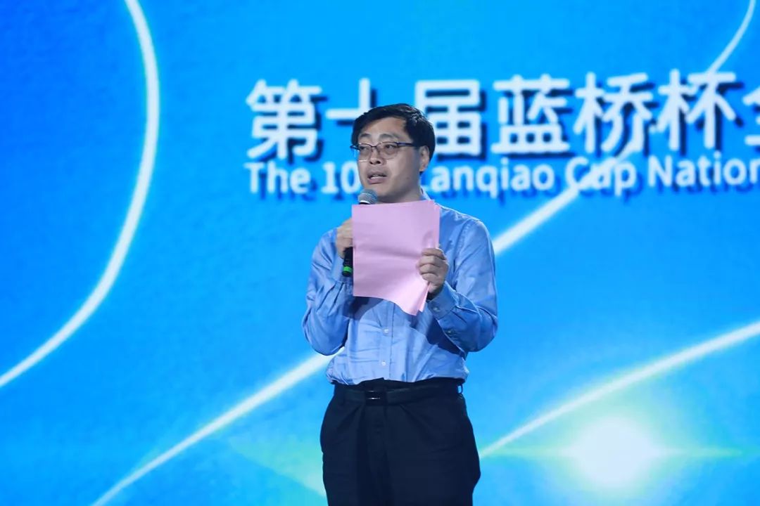 IT比赛背后的故事，赛场上的小秘密与温馨日常